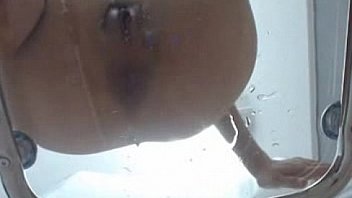 She squats and squirts She squats and squirts