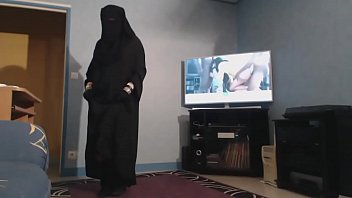 Big boobs muslima in niqab Big boobs muslima in niqab