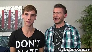 Sexy gay sam and jordan hop right in and waste no time getting the Sexy gay sam and jordan hop right in and waste no time getting the