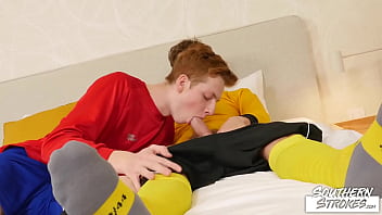 Harry davis barebacked by dominic easton