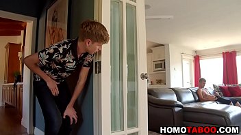 I had no idea my step brothers cock is so big I had no idea my step brothers cock is so big