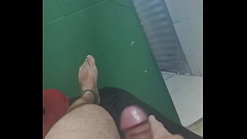 Kleber gozando gozei pensando nos peitões da stefani