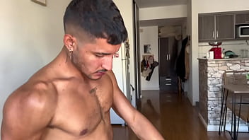 Me folla duro mi profe de la universidad a pelo con su verga dura bareback sem camishina Me folla duro mi profe de la universidad a pelo con su verga dura bareback sem camishina