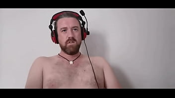 Jerking off to porn Jerking off to porn