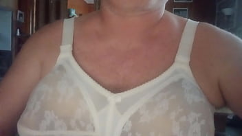 Hitelesítő videó Hitelesítő videó