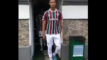 Jogador de pau duro em campo Jogador de pau duro em campo