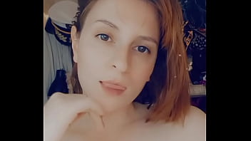 Attention vidéo gratuite uniquement pour les fans ce soir ma première exhib