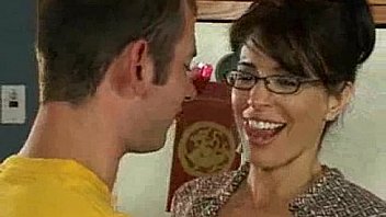 Step mom does anything to help sons grades Step mom does anything to help sons grades
