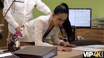 Vip4k agent kann babe einen kredit geben wenn sie alle seine bedürfnisse befriedigt
