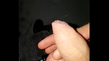 Small uncut boy pissing Small uncut boy pissing