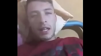 Flaite gay muestra pene Flaite gay muestra pene