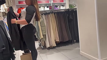 Thick mexican booty in mall Thick mexican booty in mall