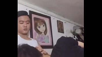 Bú cặc rồi uống tinh trùng của top đẹp trai xem nứng Bú cặc rồi uống tinh trùng của top đẹp trai xem nứng