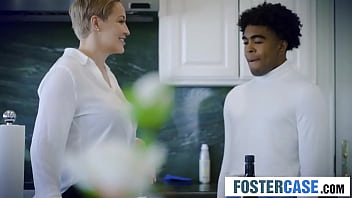 Foster stepsiblings make up in a threesome organized by their big tits stepmom