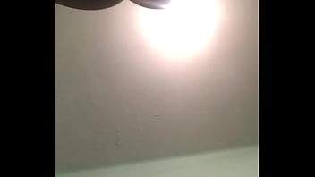 El chacal se deja mamar la verga El chacal se deja mamar la verga