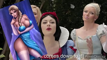 Snowhite and elsa bitch battle