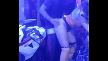 Mi novio la traia super dura y me termino penetrando hasta terminar Mi novio la traia super dura y me termino penetrando hasta terminar