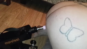 Sexysassy sucking tntstrokes