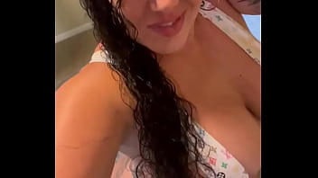 Facetimes and customs available