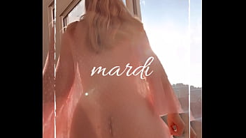 Je vous souhaite à tous une très belle journée et un bon réveillon Je vous souhaite à tous une très belle journée et un bon réveillon