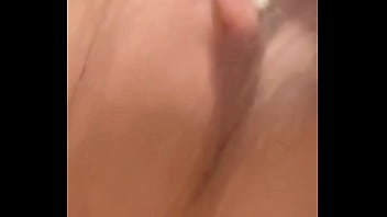 Latina experta chupandolo