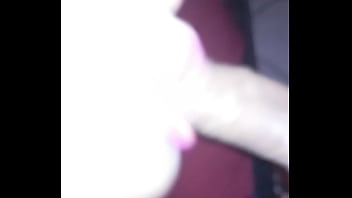 Gabycerejinha chupando o cliente da tim