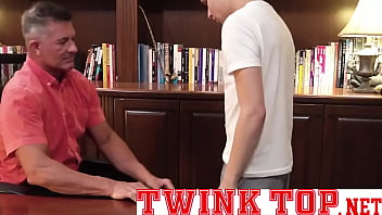 Older silverdaddy takes ass pounding from young 18yo teenie