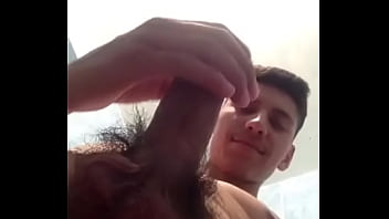 Mi tio me pone caliente Mi tio me pone caliente