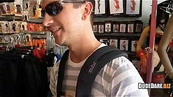 This dude really enjoys the taste of dick This dude really enjoys the taste of dick