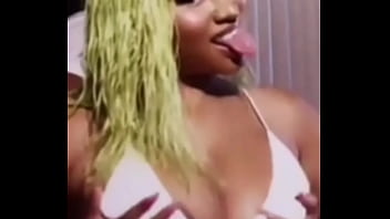 Nicki minaj tits and ass zoom in Nicki minaj tits and ass zoom in