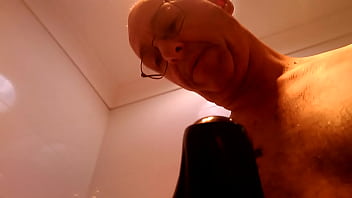 Review my new butt plug with demonstration Review my new butt plug with demonstration