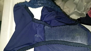 Tanga de encaje rico Tanga de encaje rico