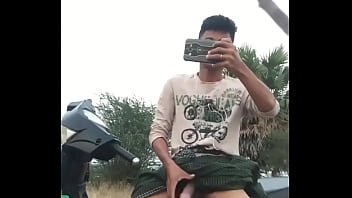 Jerking off in lungi Jerking off in lungi