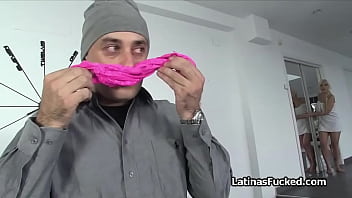 Busty latina jogger ends up sucking cock Busty latina jogger ends up sucking cock