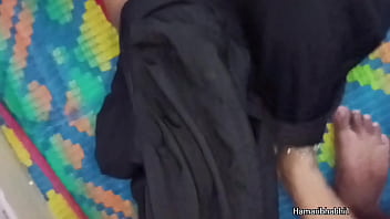 Desi girl ki laal kurti me chudai Desi girl ki laal kurti me chudai