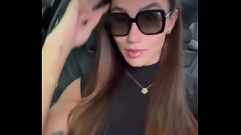 Boa tarde hoje to me sentindo ainda mais linda agathaliraofficiall