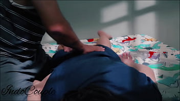 Seorang pria yang bertetangga dengan istri teman kantornya terlibat mesum ketika istri tetangga tersebut sedang hamil Seorang pria yang bertetangga dengan istri teman kantornya terlibat mesum ketika istri tetangga tersebut sedang hamil