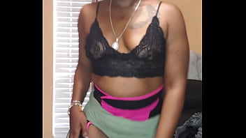 Nae gets a vibe dancing and grinds in bikini