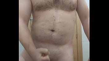 Imi place sa ma masturbez in fata la webcam sa imi beau pisatul si sperma Imi place sa ma masturbez in fata la webcam sa imi beau pisatul si sperma