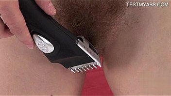 Woman shaving her pussy
