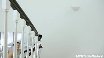 18yo cocksucking stepsister hammered 18yo cocksucking stepsister hammered
