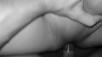 Dando minha cuceta gostoso de franguinho Dando minha cuceta gostoso de franguinho