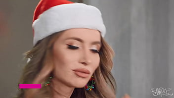 Fuck me under the mistletoe Fuck me under the mistletoe