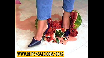 Tommy hilfiger spikes heels food crushing destuction