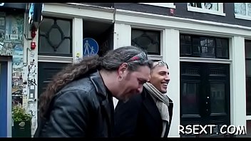 Beautiful sweetheart gives blowjob