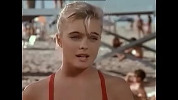 Erika eleniak baywatch s1e9 Erika eleniak baywatch s1e9