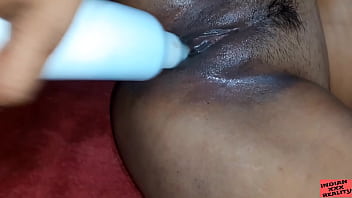 स्प्रे बोतल से देसी चाची की चूत की चुदाई स्प्रे बोतल से देसी चाची की चूत की चुदाई