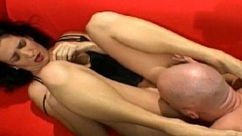 Milf sucks booth dick on bed