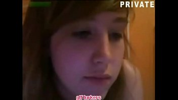Chaudasse en webcam dans sa chambre Chaudasse en webcam dans sa chambre