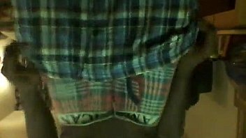 Negrinho delicioso se masturbando Negrinho delicioso se masturbando